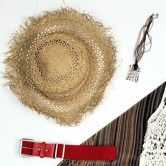 FIND THESE BEAUTIES AND SO MUCH MORE IN MY CLOSET! - Picture 3 of 5